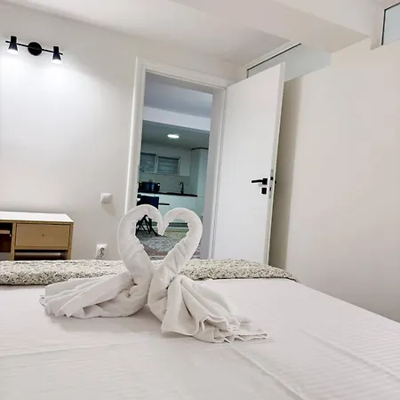 Apartman The Quiet Courtyard-parking, 2 Bdr Apart, Garden Kolozsvár